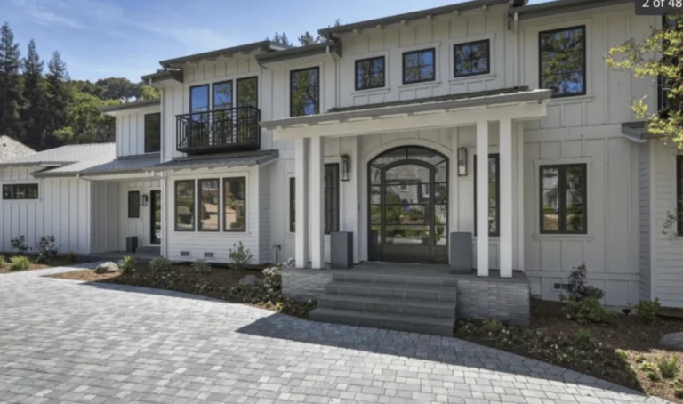Los Gatos Siding Project – Hardie Cedarmill 7″ & Board and Batten 🔨